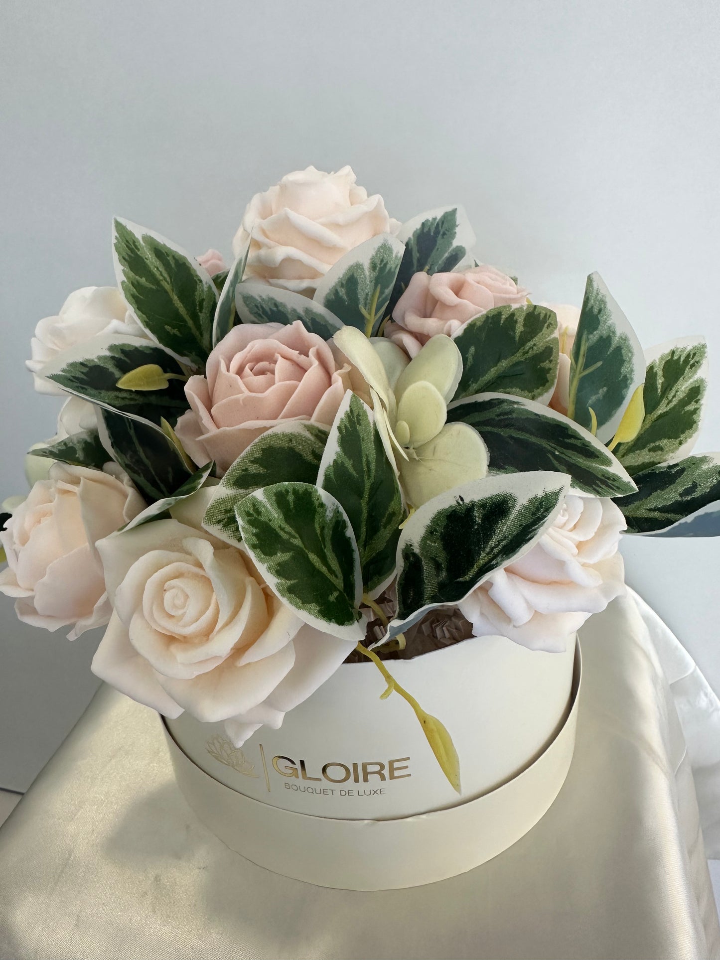Nude Roses