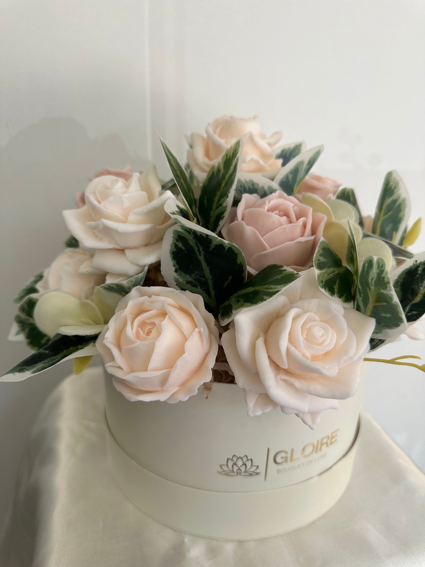 Nude Roses