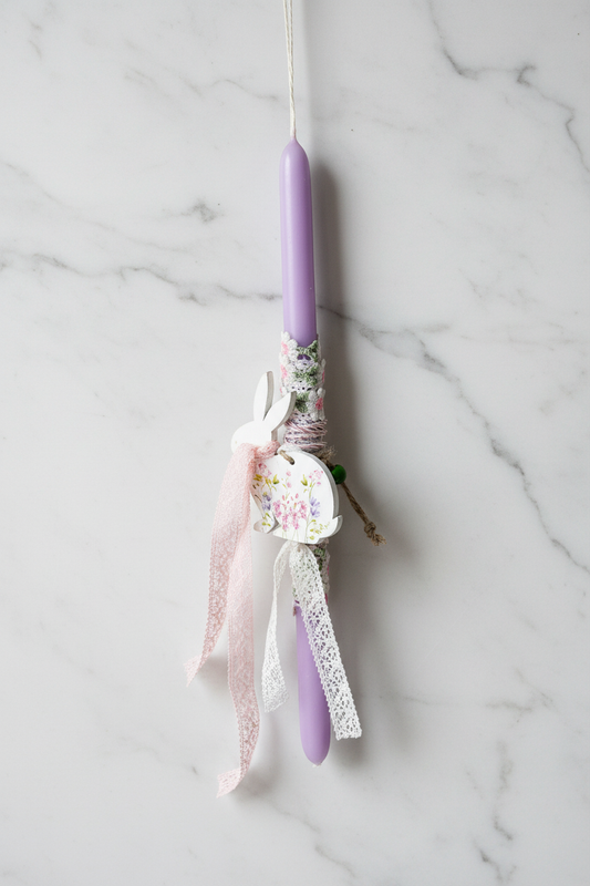 Lapin Violet - Premium product shot λευκό μάρμαρο Gloire De Luxe